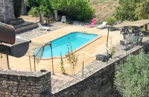 Maison accueillante à Orgnac-l'Aven avec piscine partagée - Foto 28