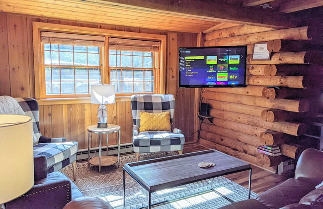 Hickory Cabin by Avantstay Firepit, Hot Tub, Game Room, Great Location - Foto 6