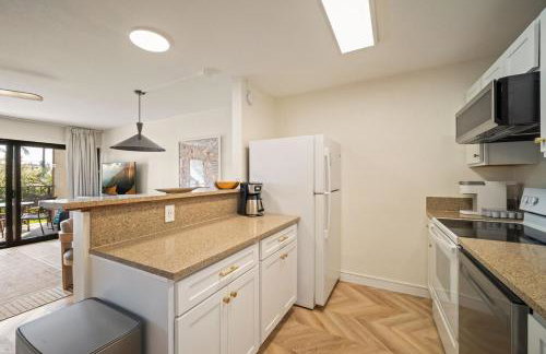 Modern oceanview condo at Lawai Beach Resort! New! - Foto 18