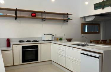 Búzios casa pé na areia em condomínio beira mar - Foto 10