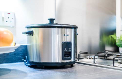 TheCountingSheep - Heathrow in 15 mins - Glass Balcony - Dedicated Workspace - Foto 15