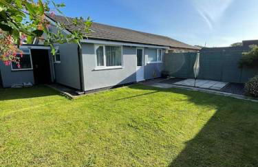 Peaceful centrally located, 2 Bedroom Bungalow. - Foto 18