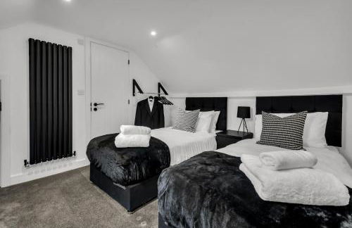 Stanley Park House Peterborough - 3 bed, 3 bathroom, parking, garden - Foto 49