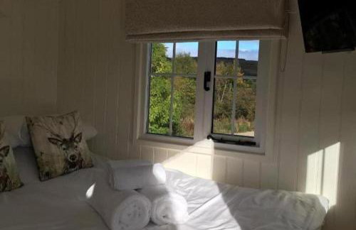 Cabin - Sleeps 2 - Parking - WiFi - Foto 6