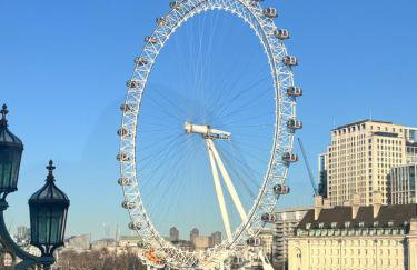 Hyde Park,3 min walk,Family home! 2 Bedrooms & 2 Bathrooms Apartment! Fantastic Location - Foto 2