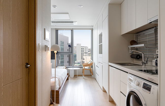 Urbanstay Myeongdong - Photo 17