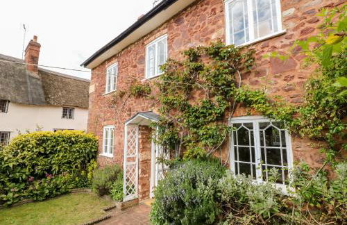 Vine Cottage - Photo 3