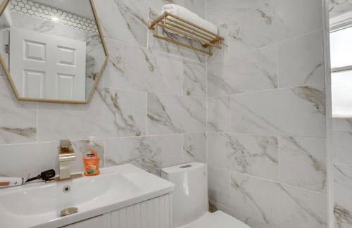 4 Mi to NYC, Shared Yard Englewood Apartment! - Foto 17