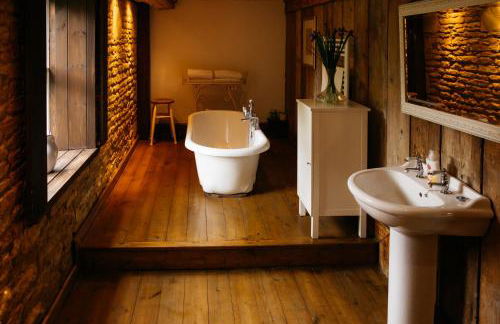 Fletland Mill and Holiday Hamlet - 18th century watermill, in stunning location near Stamford - Photo 30