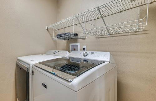 Family Oasis with Game Room and Pool in Davenport! - Foto 25