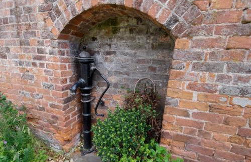 Saughall Mill Farm Cottage - Photo 136