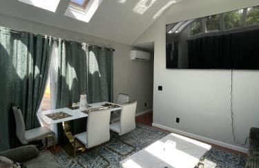 Charming 1-bdrm Apt close to all - Photo 5