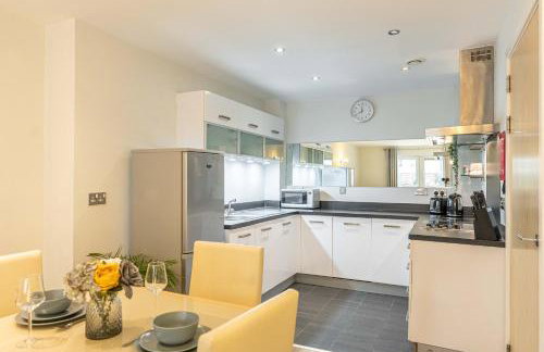 Cotels Centro Budget Busting Apartments! CENTRAL LOCATION, PARKING, FIBRE WIFI, SMART TV, FULLY EQUIPPED KITCHEN - Foto 126