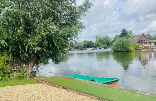 River Lark Lodge - Photo 26