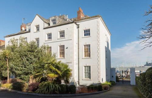 Stone's Throw - 2 Bed Apartment Centre of Falmouth - Foto 1