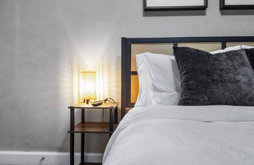 Spacious 3BR/BBQ/Yard/9 min to Downtown & Med Ctr - Foto 27