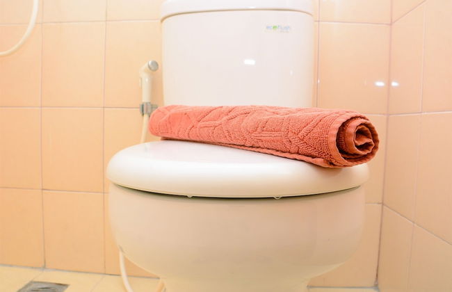 Minimalist and Fully Furnished Studio Tifolia Apartment - Foto 10