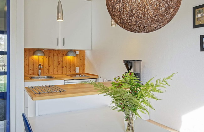 4 Person Holiday Home in Nexo - Foto 11
