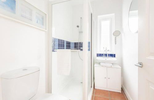 Sundowners panoramic views of countryside sea - Foto 14