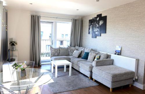 Top-Floor Penthouse with Panoramic Views - Foto 2