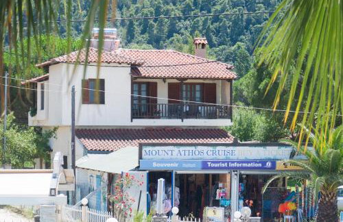 Maistros Holiday Home - Photo 11