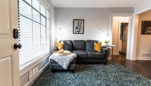 Stylish 2BR 1 Mile From Downtown And The Aquarium - Foto 1