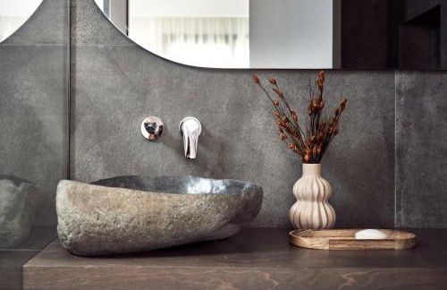 Estelle Villa, a Flamboyant Escape with Pool, By ThinkVilla - Foto 35