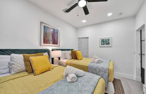 SOBE Monarch 1 - 2 BEDROOM 2 BATHROOM - MODERN APTS -WALK TO OCEAN DRIVE -2 INDEPENDENT 1 BEDROOM 1 BATHROOM APTS - Foto 9