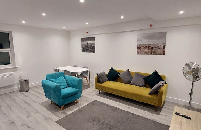 Modern 2 Bedroom Apartments - Camberley - Foto 24