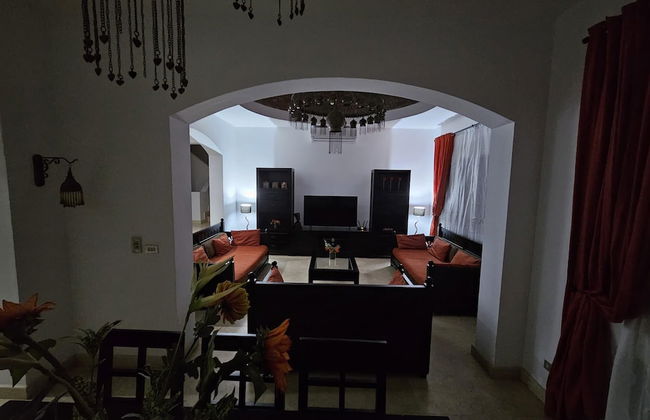 Villa - Sleeps 6 - Heated Pool - Garden - Parking - Foto 22