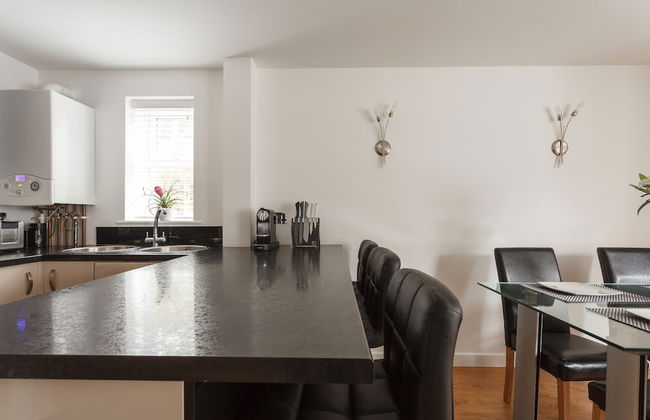 Stunning Contemporary Apartment - Foto 13