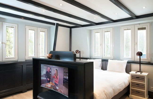 BizStay Park Central Apartments - Photo 21