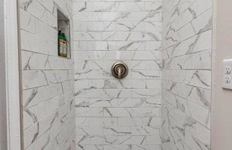 Modern bungalow in the heart of Raleigh w King bed - Foto 20