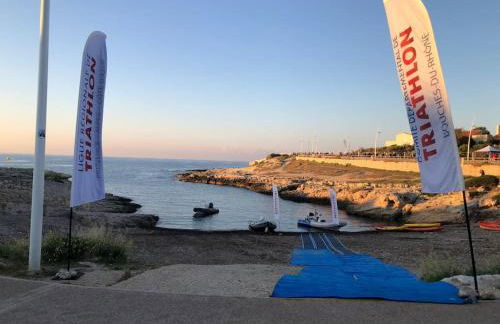 Appartement 60m2 - 2 Chambres à une minute des plages, parking privé - Foto 23