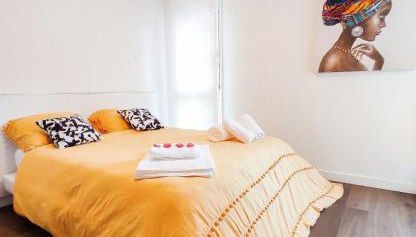 T3 au centre ville avec balcon, parking gratuit - Photo 3