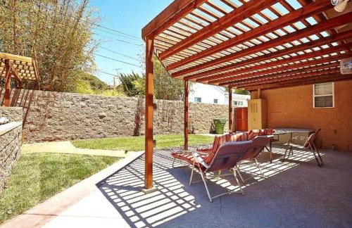 Stylish 4 Bedroom Home Near Venice Beach with Backyard BBQ - Foto 23