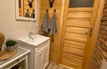 Drewniany domek nad Miedwiem - Foto 9