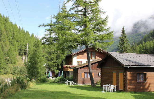 Chalet in Valais Near Ski Lift & Saas Valley - Photo 26