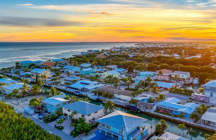 NEW!Paradise PalmsDockPoolKayaks GrillView! - Foto 8