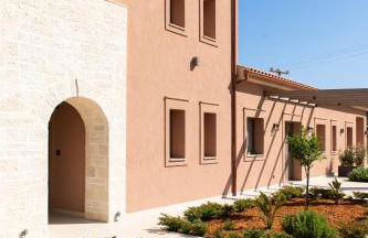 Reveli Suites - Photo 19