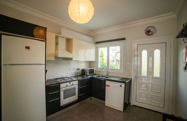 Sunny and Family Friendly Apartment Directly at the Pool - Foto 38