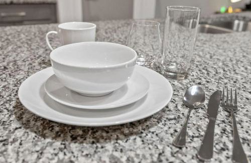 Stylish Modern Queen Suite Parking Pet Friendly - Foto 17