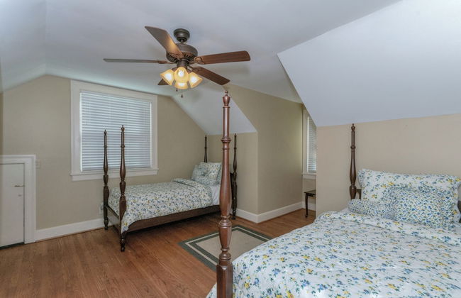 Pool Near Fort Moore Our White House - Foto 6