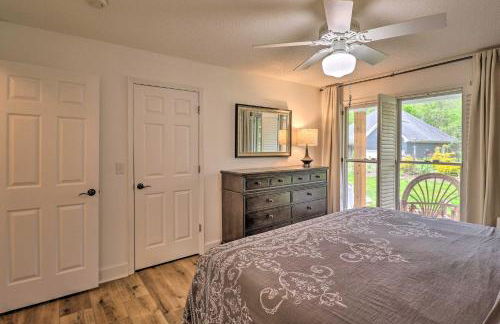 1 Mi to Downtown Highlands Cottage with Sunroom - Foto 18