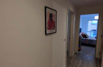 Bee City Cosy Stay - Near Train Stations and Shopping Centre with Paid Private Parking, 500Mbps Internet and Netflix - Foto 32