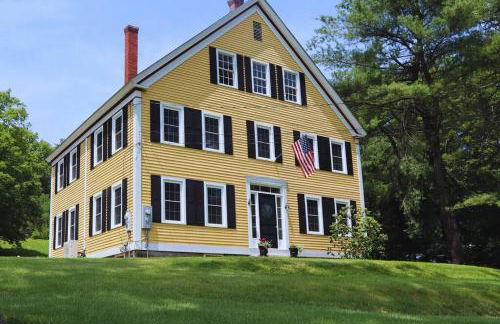 Hillside Haven: Luxe Farm Escape - 5BR-2 King Beds - Foto 1