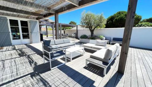 Superbe villa entièrement rénovée avec piscine à proximité de la plage - Foto 2