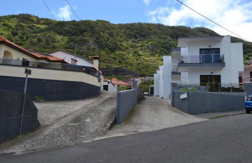Charming Holiday Home with Free Private Parking - Foto 53