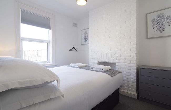 Herbert Road - Photo 2