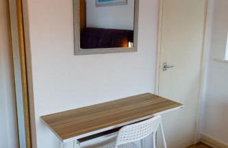 5 Bed Townhouse with Garden & Parking by BrumStay UK - Foto 30